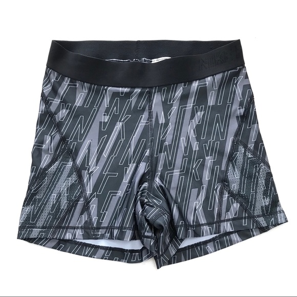 Nike Pants - Nike Pro Hypercool Training 3” Shorts